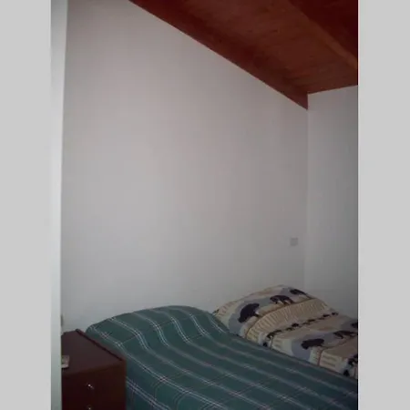 Villa Villa sulla scogliera tra ulivi secolari *